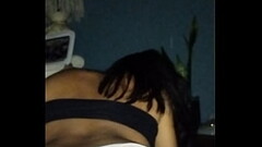 Culona cabalga la pija como una diosa Thumb