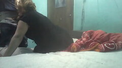 me la chupa y cogemos de perrito en la cama Thumb