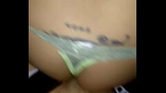 Bati&eacute_ndole la verga a mi single favorito hasta que me llena mi co&ntilde_o de leche soy su pu Thumb
