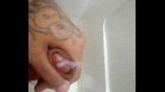 Cumshot in the shower dagodtone7 Thumb