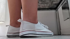 Dirty feet and dirty insoles for your Italian giantess in public shop - Dirty and sweaty feet all to Thumb