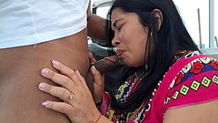 Mi madrastra me sorprende en el lavadero y me hace la mejor mamada Thumb