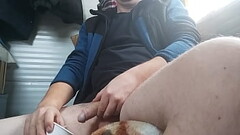 VID 179 Masturbare baut pisat (3min) Thumb