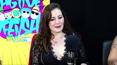 Bota no cuzinho e n&atilde_o tira, bem devagarinho - Foxy Thumb