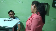 Una mamada por un aumento en el sueldo Thumb