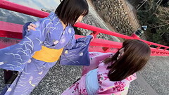 イキっぱなしヤリっぱなしの1日！4人で一緒に温泉街でダブルデート！王様ゲームでイチャイチャしたら貸し切り混浴温泉！浴室と部屋に分かれて中出しSEX&amp_フェラ抜きゴックン！最後は4人で入り乱れて2 Thumb