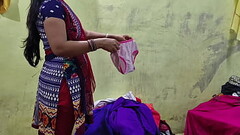 हजार रुपयों के लिए जवान नौकरानी ने अपना ड्रेस उतार कर साहब से चूत मरवाई Thumb