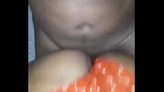 AQUELA  PUTARIA FUDENDO A GORDINHA  NA PELE  , ER AMIGA FILMANDO TUDO Thumb