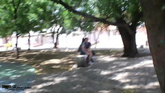 encuentro a mi hermanastra con otro y le pongo precio  a mi silencio Thumb