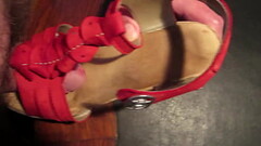 Ich fick die roten Heels meiner Frau Thumb