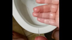 I cum in toilet Thumb