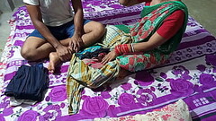 कपड़े बेचने वाले गरीब लड़की को पैसे का लालच देकर चोदा !  साफ हिंदी आवाज में Thumb