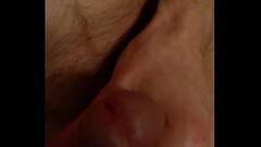 Je joue avec ma bite jusqu'_&agrave_ jouir Thumb