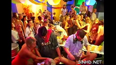 Soaking juicy group oral-service Thumb