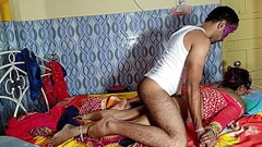 ढोंगी बाबा ने बेहोशी लड्डू खिला कर मेरी कुंवारी चूत चोदी  - साफ़ हिन्दी आवाज मे Thumb