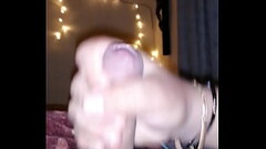 Un chico se masturba Thumb
