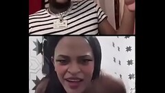 Ella tienes un toto grande  Dominican Thumb