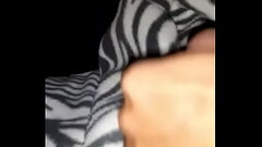 V&iacute_deo 2  As&iacute_  se    pajea la Verga peluda y mojada Thumb